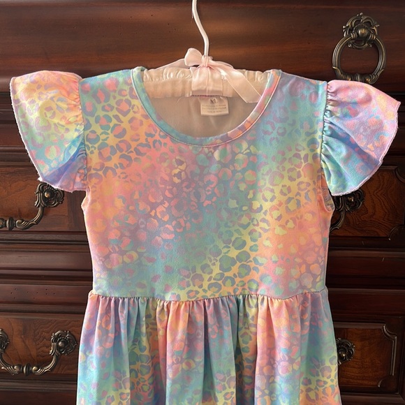 Beautiful Pastel Animal Print Dress - Picture 3 of 3